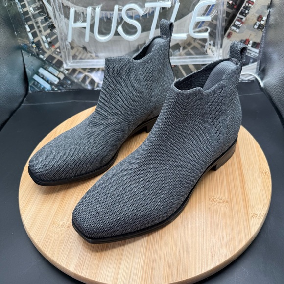 Vivaia Ryan Pro Square Toe Bootie Womens 6 36.5 EU Grey Water Repellant Ankle - Picture 6 of 13